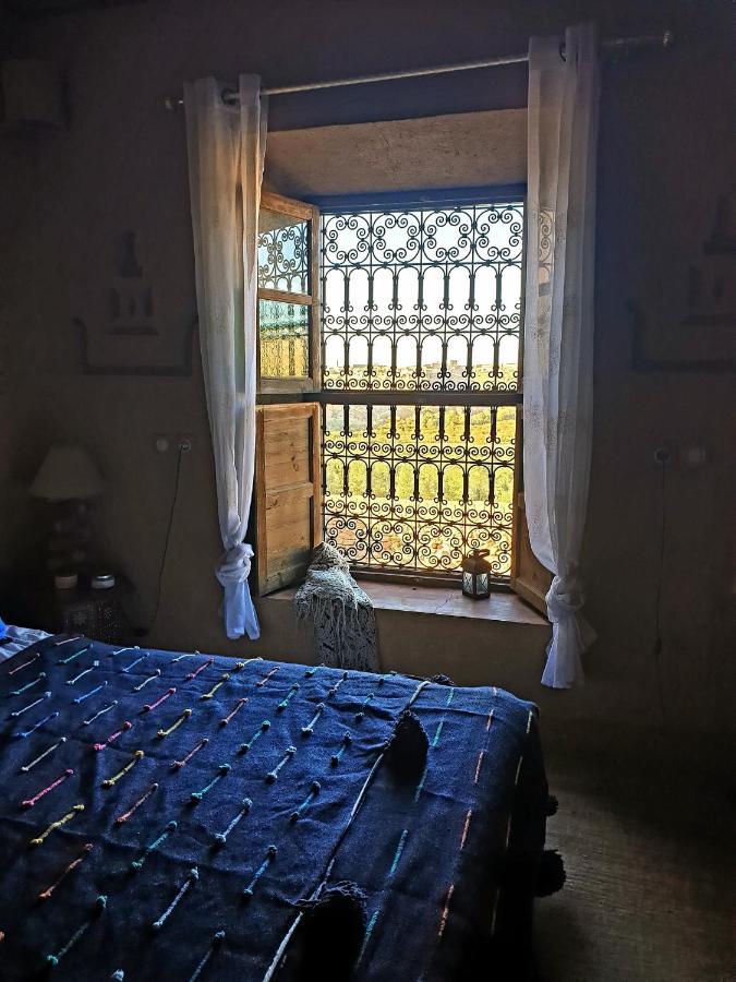 Maison D'Hotes Izza Kelaat-M'Gouna Esterno foto