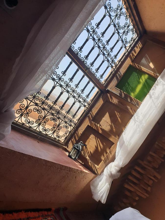Maison D'Hotes Izza Kelaat-M'Gouna Esterno foto