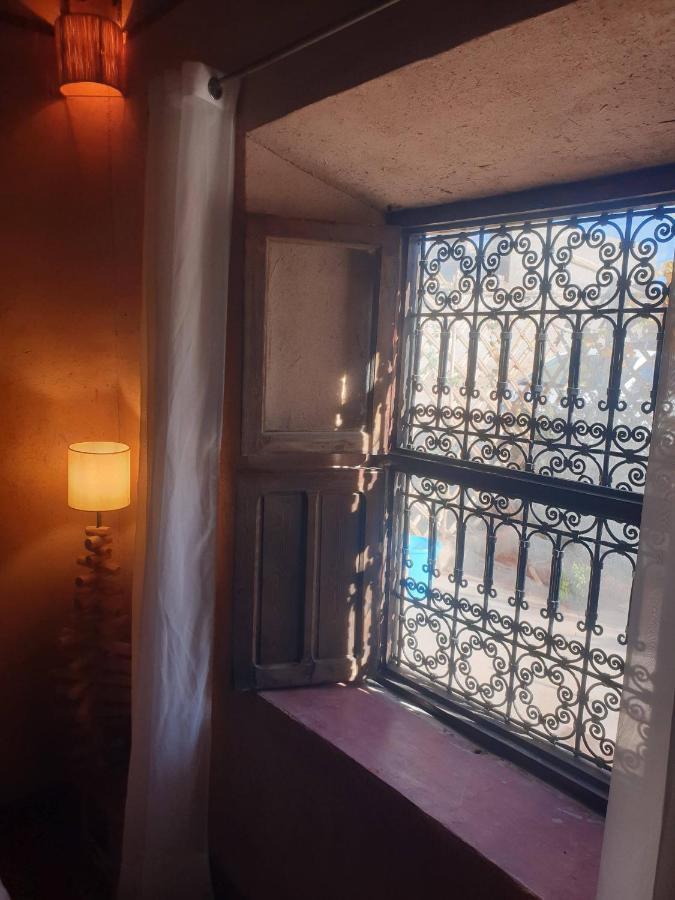 Maison D'Hotes Izza Kelaat-M'Gouna Esterno foto