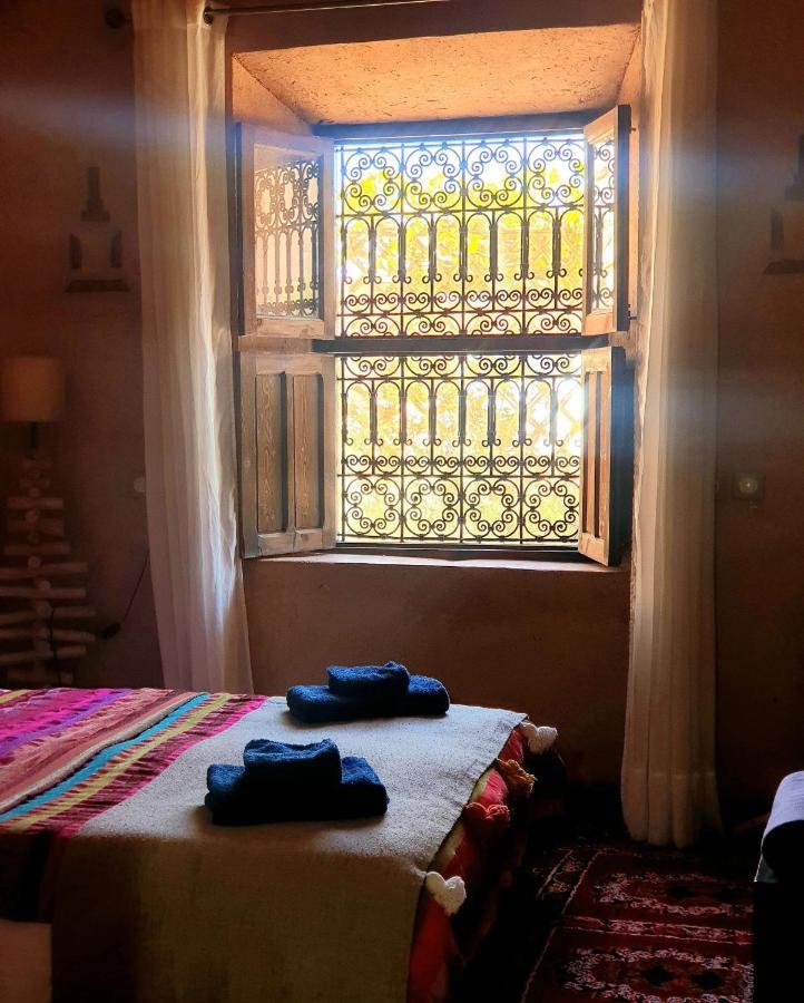Maison D'Hotes Izza Kelaat-M'Gouna Esterno foto
