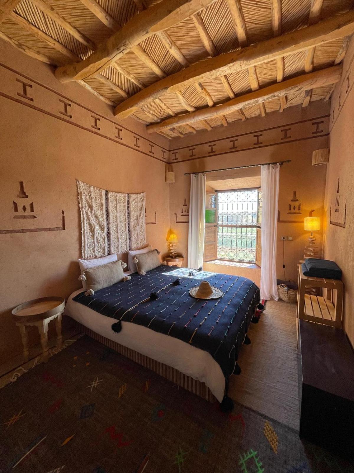 Maison D'Hotes Izza Kelaat-M'Gouna Esterno foto